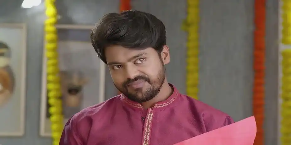 Omkar and Shivani Commend Adhipati and Akshara | Tula Shikvin Changlach Dhada