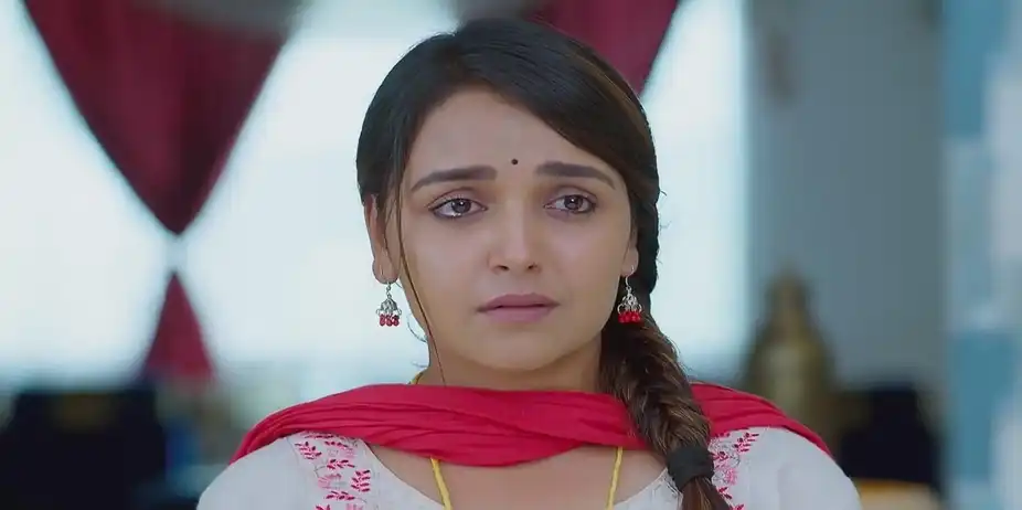 Virupakshi Confronts Muthyalu and Raju | Ammayi Garu
