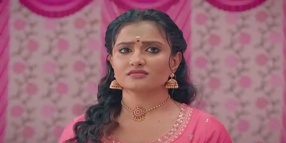 Jeevan Stops the Horoscope Exchange | Madhura Nombara Kaattu