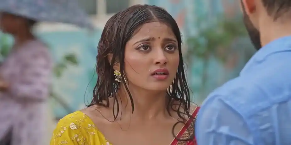 Pushkar Mocks Janvi | Main Hoon Saath Tere