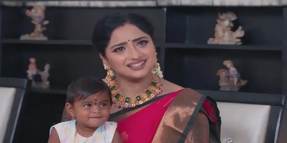 Vennilla Suspects Tara | Maari