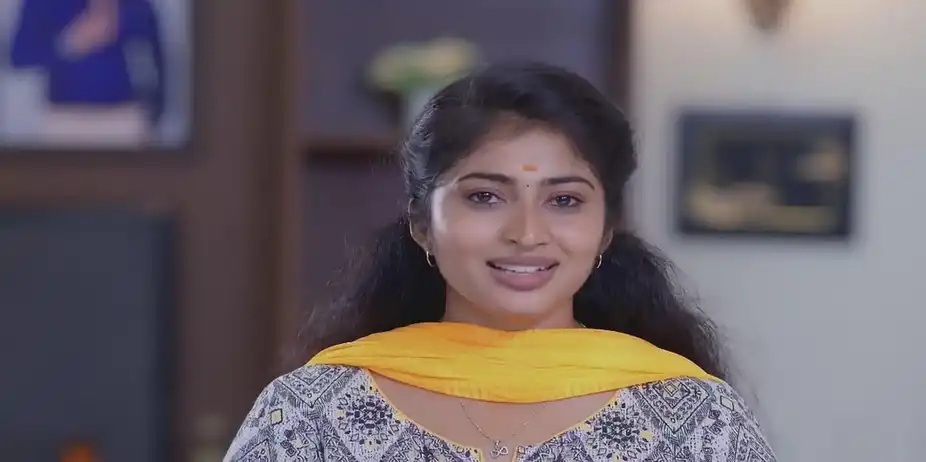 Ramachandran Persuades Veera to Get Married | Veera
