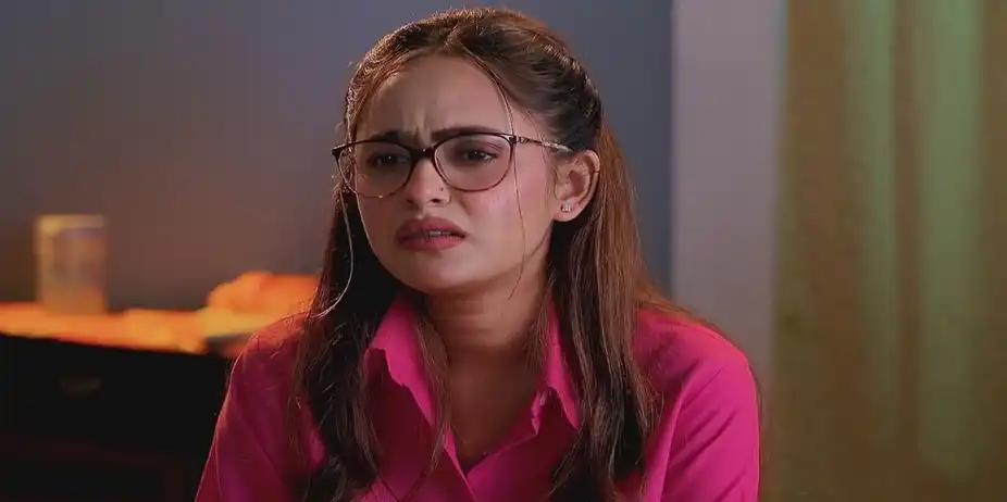 Rohini Looks after Mandar | Kon Gopone Mon Bheseche