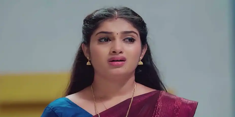 Kanchana Hits Lakshmi | Mizhirandilum