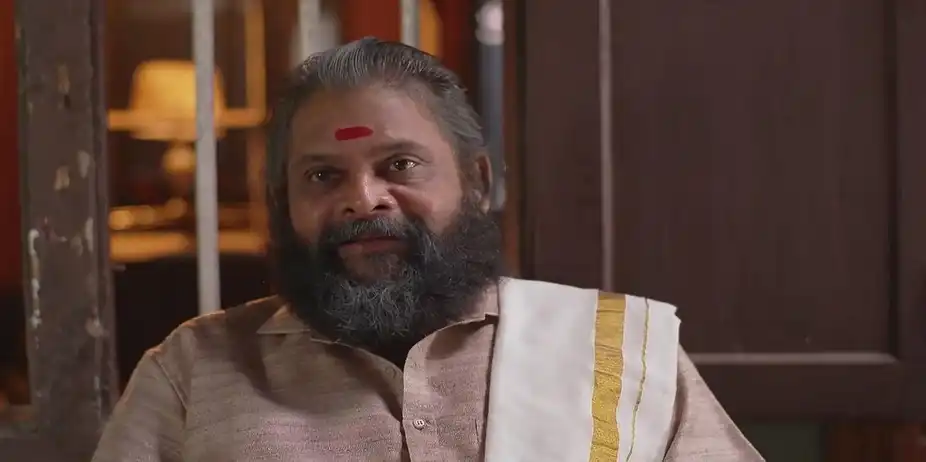 Kurup Shares His Joy with Everyone | Kudumbashree Sharada