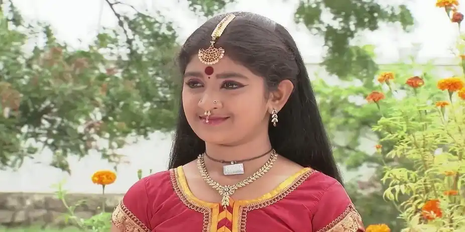 Mala Tries to Get Punya to Reveal the Secret | Naagamandala