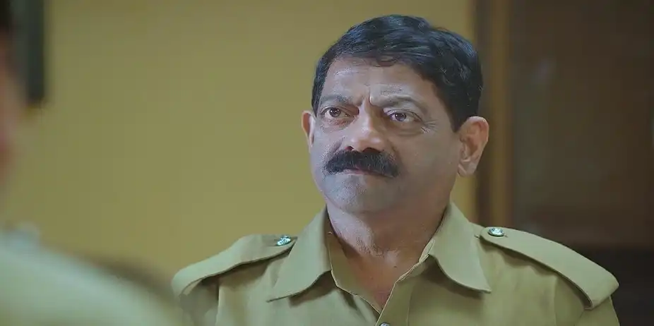 Jayaram Puts Narasimha behind the Bars | Brahmagantu