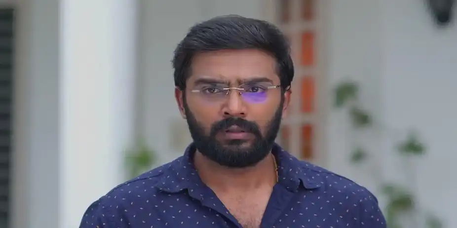 The Snake Charmer's Words Shocks Siddharth | Ninaithale Innikkum