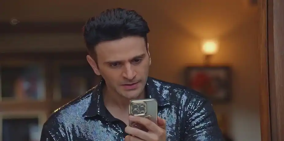 Will the Truth about Kian's Father Come to the Fore? | Main Hoon Saath Tere