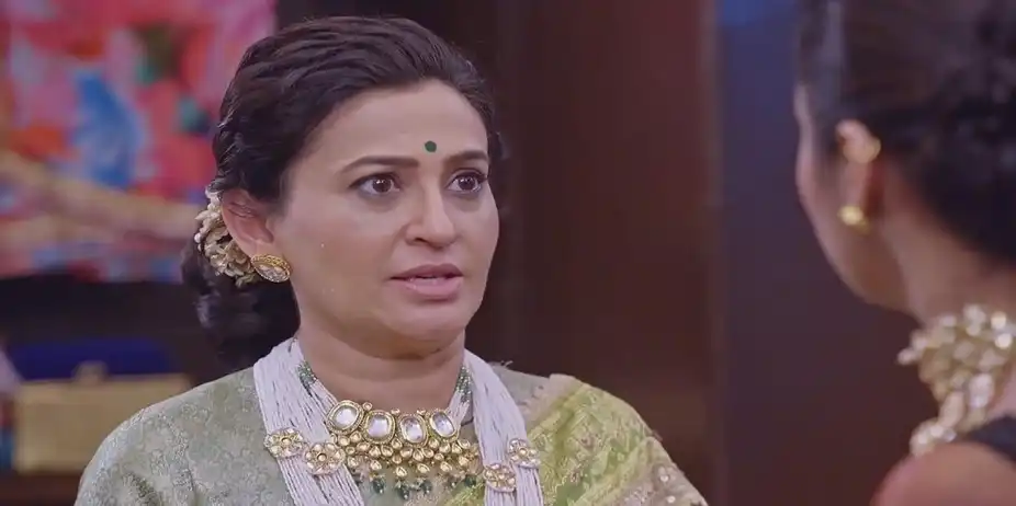 Neelam Gives Malishka Her Word | Bhagya Lakshmi