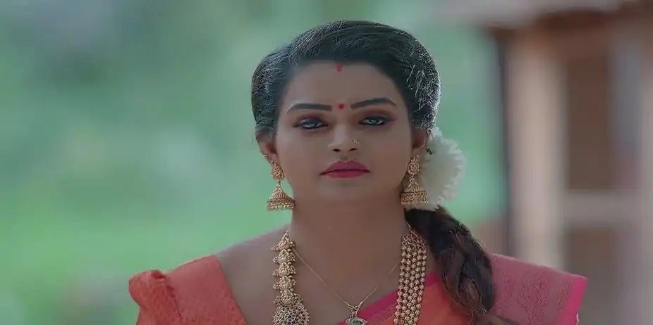 Malathy Makes Jayaram Attend the Puja | Valsalyam