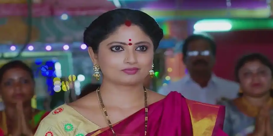 Virupakshi and Mandaram Teach Renuka a Lesson | Ammayi Garu