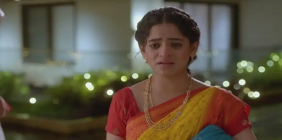 Priya Expresses Her Desire to Paaru | Paaru