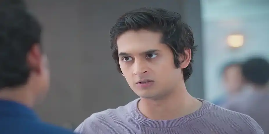 Lakshman Persuades Ashu | Shiva