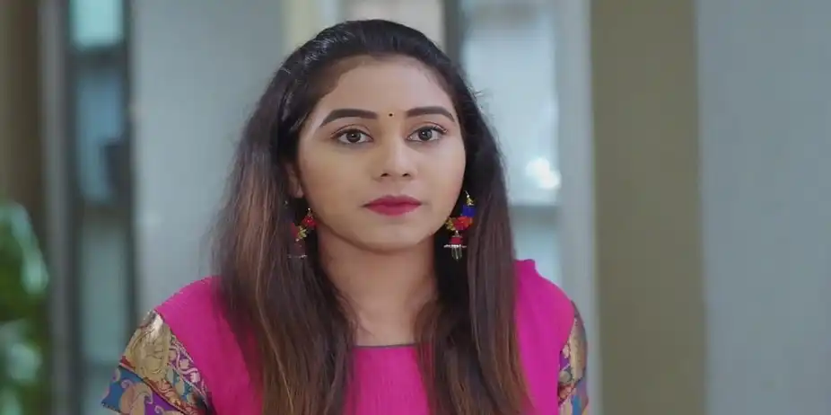 Ira Explains the Reason for Getting Married | Tula Shikvin Changlach Dhada