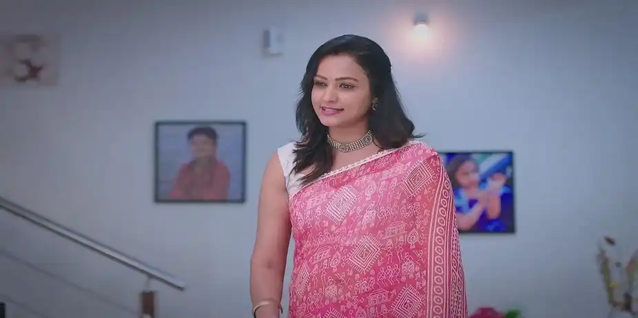 Goutham Invites Anand Home | Amruthadhaare