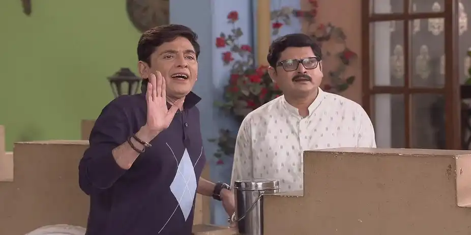 Tiwari Meets Angoori's Dance Teacher Bobby | Bhabi Ji Ghar Par Hai