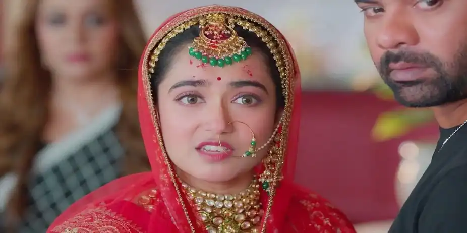 Yug Tries to Apply Vermilion on Radha's Forehead | Pyar Ka Pehla Naam Radha Mohan