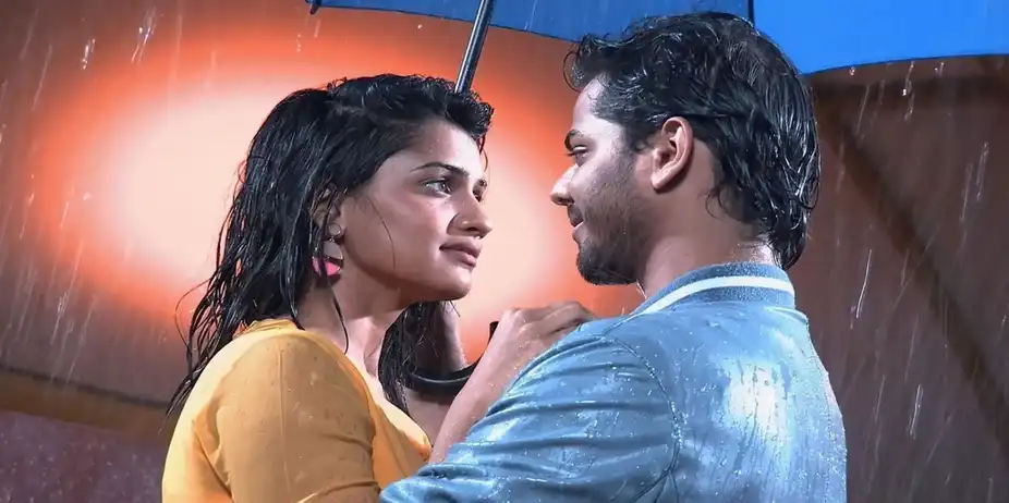 Vaidehi and Manas' Magical Moments in the Rain | Phulpakharu