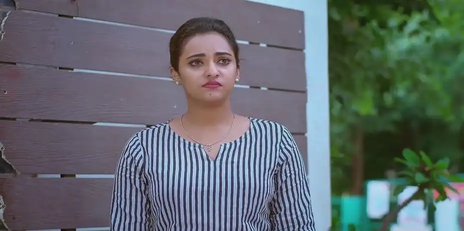 Divya Refuses to be Change Her Decision | Sathya