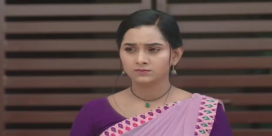 Rukmini Complains about Madhav | Sandhya Ragini