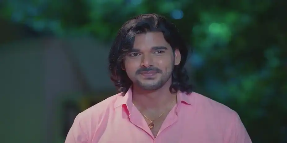 Maaran Praises Veera | Veera