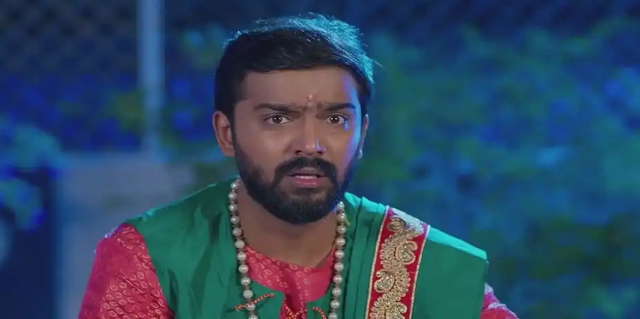Parmeshan Comforts Siddharth | Ninaithale Innikkum