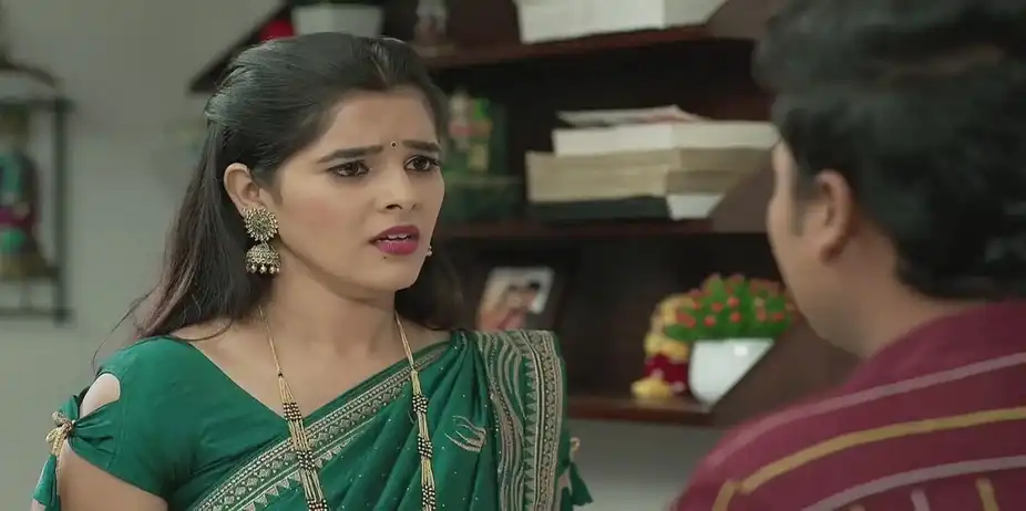 Deepak Confronts Mona | Appi Amchi Collector