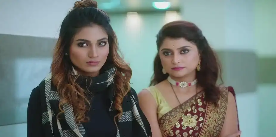 Disha Pretends to Cry in front of Ahilya Devi | Paaru