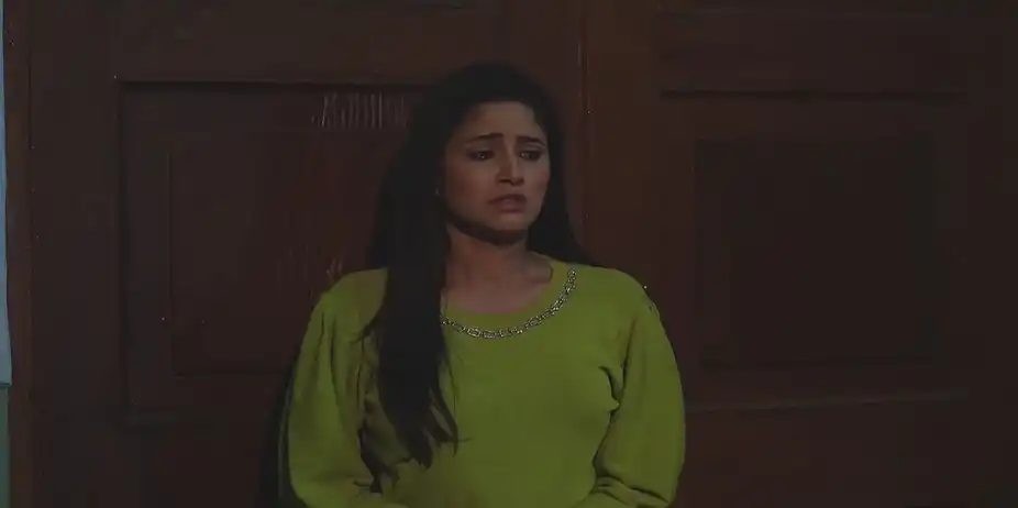 Jasoda Grows Suspicious of Ragini | Sandhya Ragini
