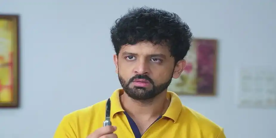 Vikrant Asks Pooja for Another Chance | Navri Mile Hitlerla