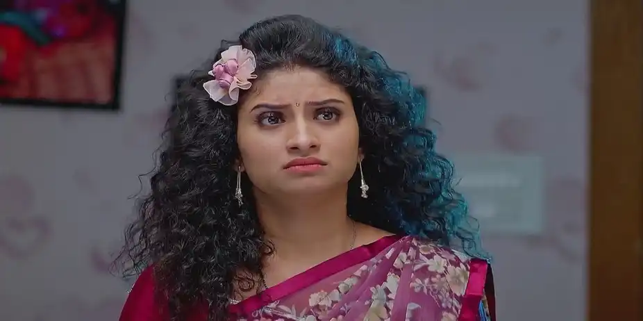 Nayani Taunts Tilottama about Her Past Act | Trinayani