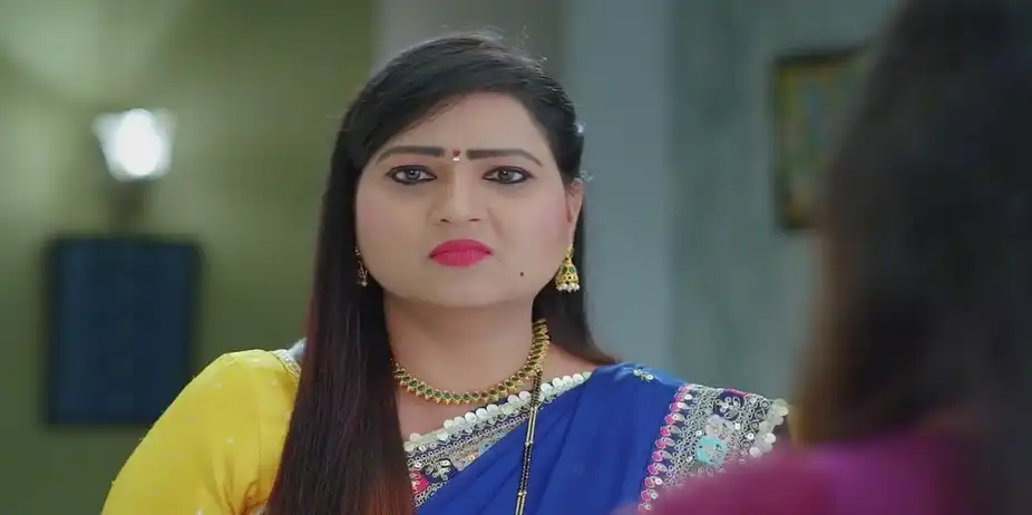Chanchala Voices Her Doubts about Bhuvaneshwari | Tula Shikvin Changlach Dhada