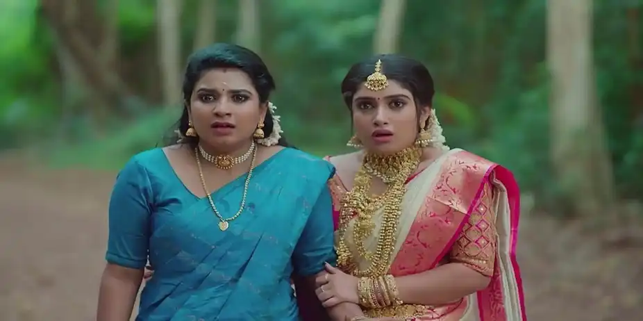 Daksha Kills Kavitha | Mizhirandilum