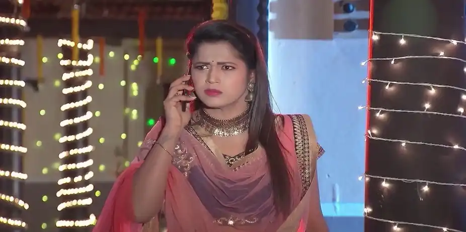 Parnika Sees Mala in the Snake Form | Naagamandala