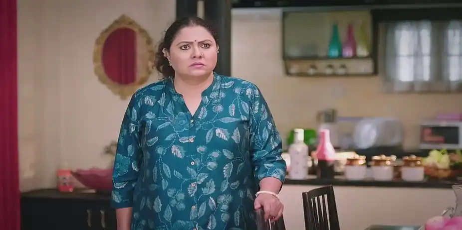 Mahima Supports Sadashiva's Decision | Amruthadhaare