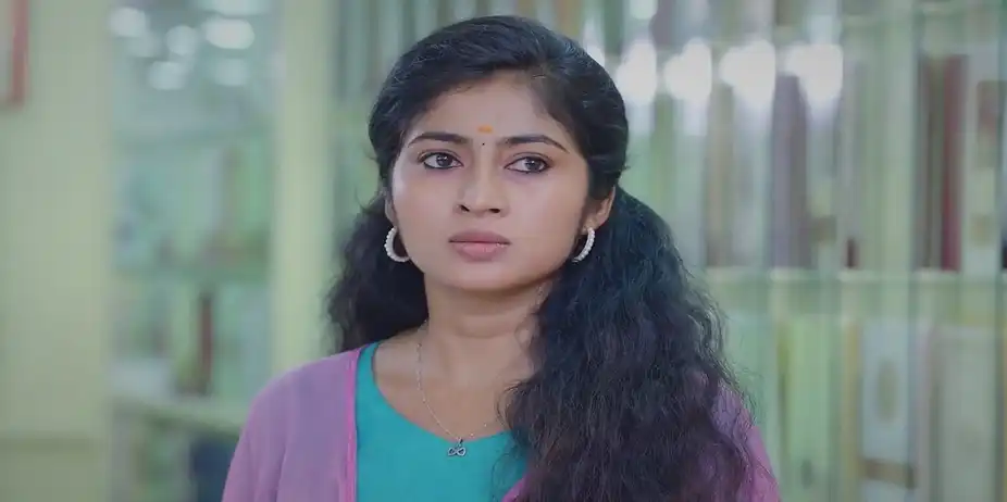 Kanmani Taunts Valli | Veera