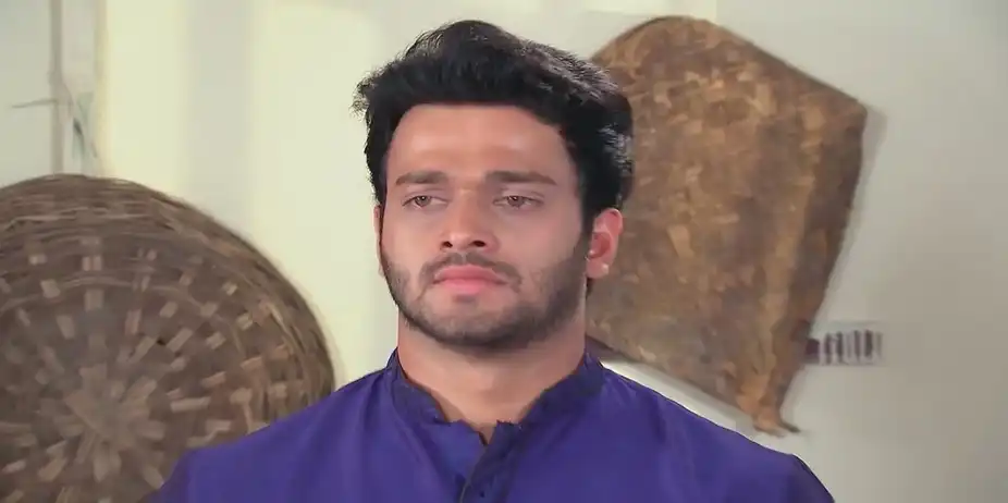 Parnika Poisons Aravinda's Medicine | Naagamandala