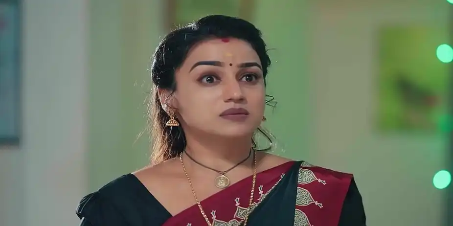 Prabhavathy Creates a Stir | Parvathy
