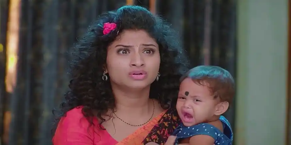 Uluchi Begins to Cry | Trinayani