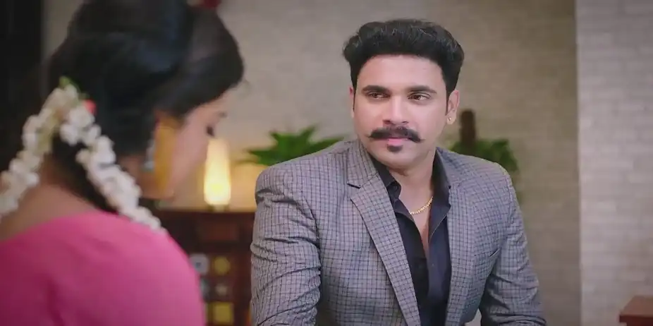 Malli Falls for Jaydev's Words | Amruthadhaare