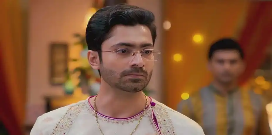 Gunja Wishes to Have a Private Talk with Roddur | Puber Moyna