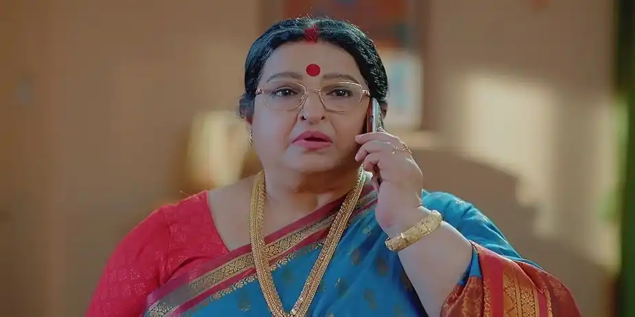 The Police Come to Arrest Savithri | Valsalyam