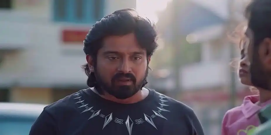 Maheshwar Sets Out Looking for the Auto Driver | Mayamayooram
