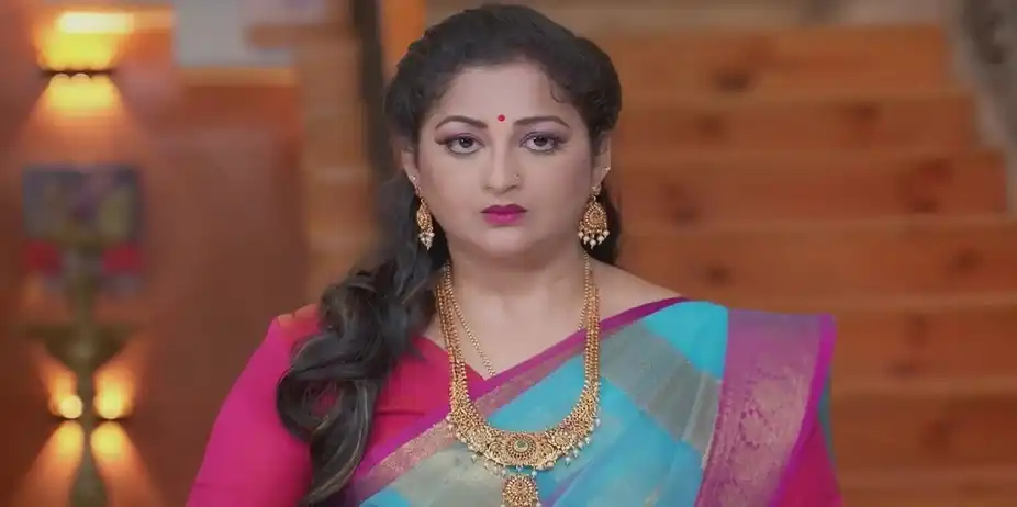 Madhumitha Questions Goutham | Nenjathai Killathe