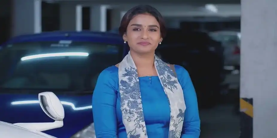 Pankajam Tries to See Goutham | Nenjathai Killathe