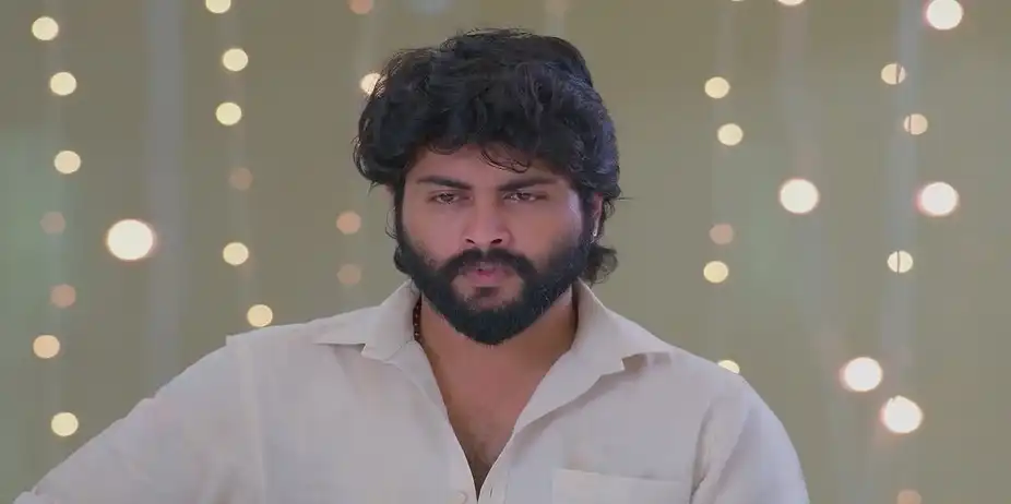 Valli Pleads with Maaran | Veera