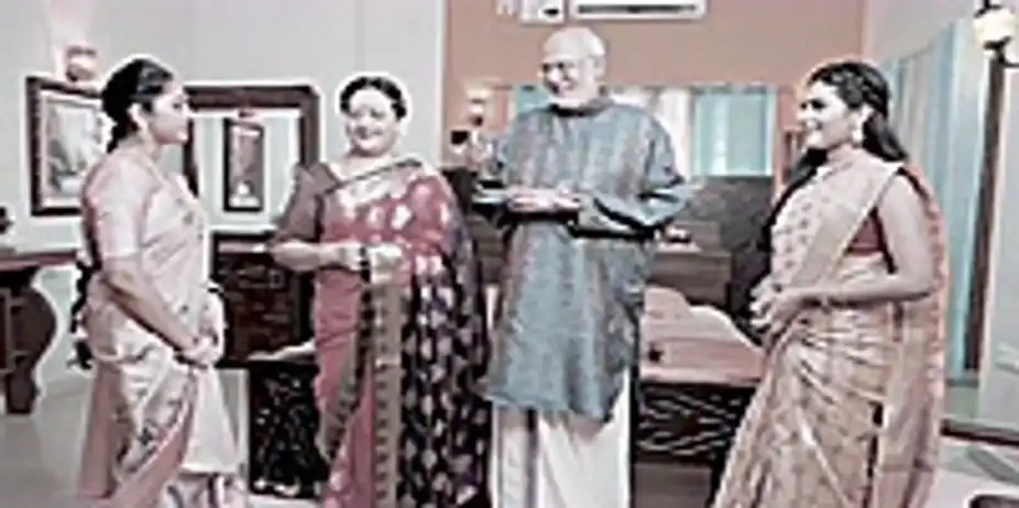 Rani's Gift Upsets Tamanna | Ninaithale Innikkum