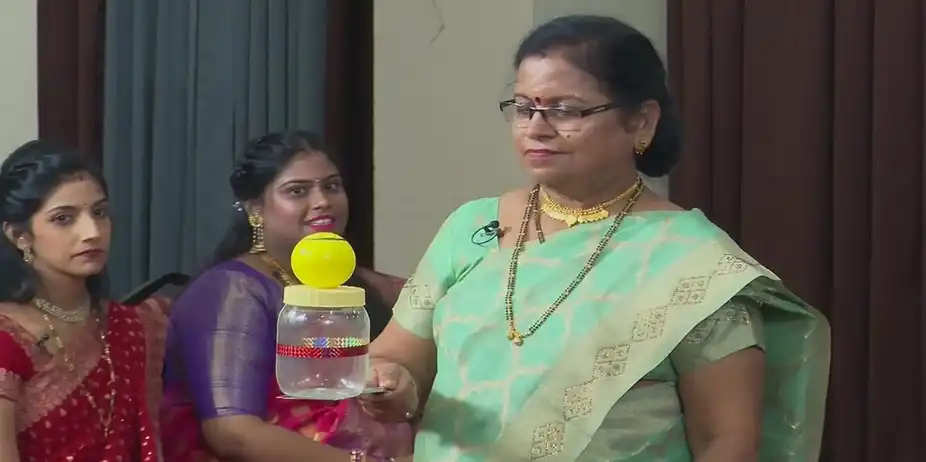 Rajni Wins the Paithani