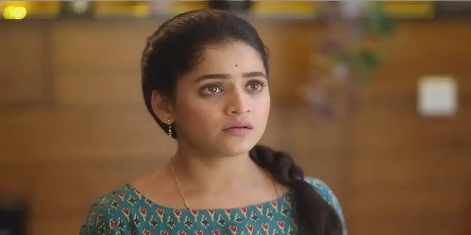 Paaru Advises Aditya about Priya | Paaru